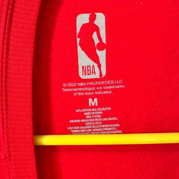 Chicago Bulls Sweatshirt - Picture 2 of 8